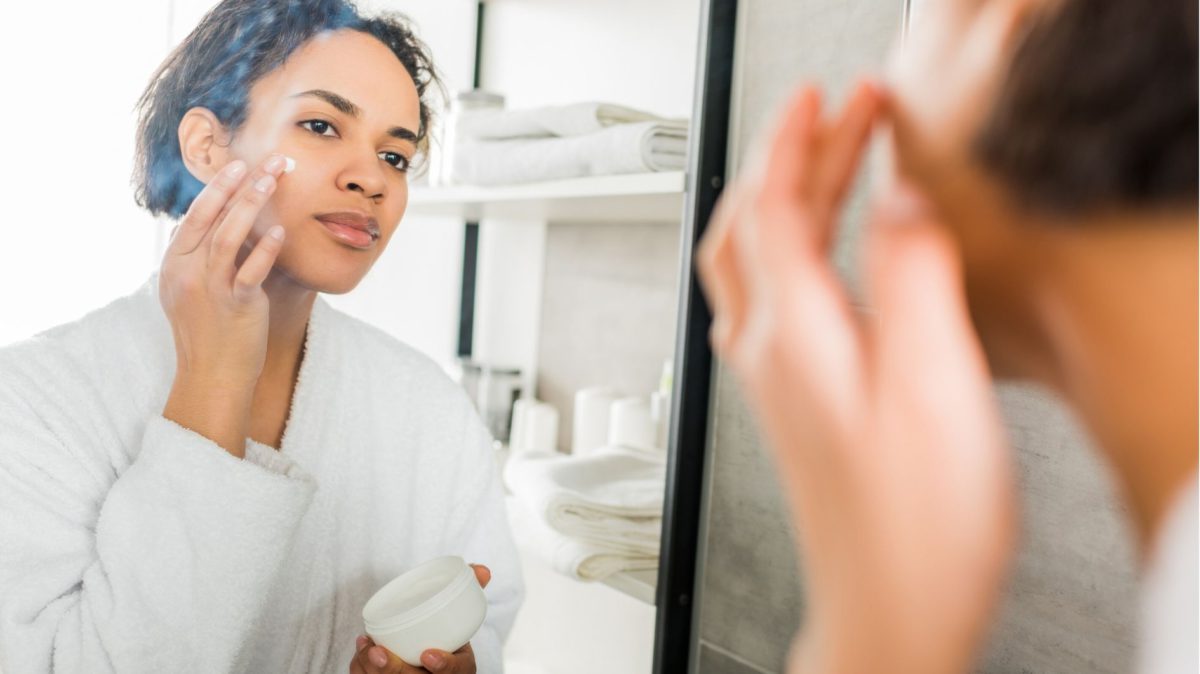 What’s the Most Harmful Thing You Can Do To Your Skin? Continue Smoking.